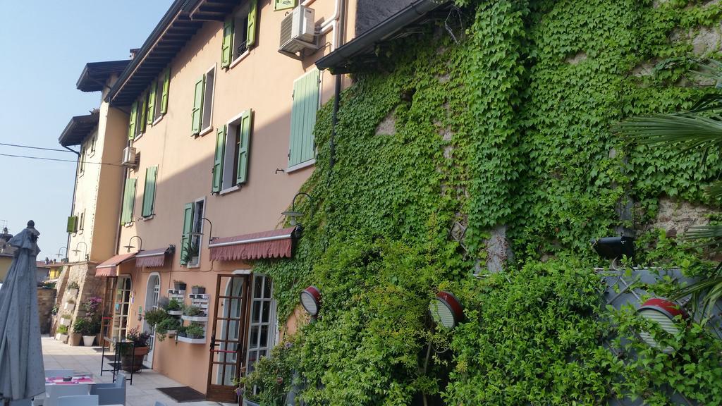 Albergo Al Cacciatore Tortellinando Валеджо-суль-Минчо Экстерьер фото